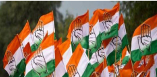 MP Election: टिकट कटने से बगावत पर उतरे कार्यकर्ता, कांग्रेस कार्यालय और कमल नाथ के बंगले के सामने प्रदर्शन