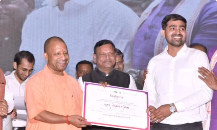 UP News: ‘यूपी में नौकरी की कोई कमी नहीं’, CM योगी बोले- युवा खुद को तैयार करें, रोजगार हम देंगे