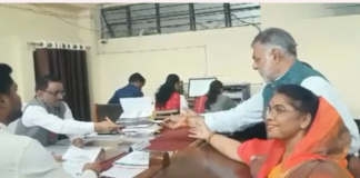 MP Election 2023: केंद्रीय मंत्री ने नरसिंहपुर से दाखिल किया नामांकन, शिवराज बोले- प्रह्लाद पटेल इतिहास रचेंगे