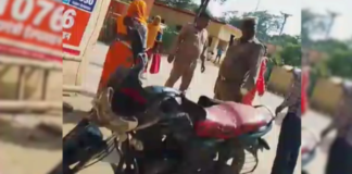 UP News: थाने में पुलिस के सामने ही चलने लगे लात-घूंसे, VIDEO सोशल मीडिया पर वायरल; इस्पेक्टर ने झाड़ा पल्ला