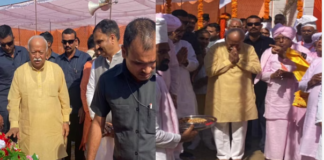Saharanpur: मोहन भागवत बोले- दुनिया को धर्म की राह दिखा रहा भारत, देवबंद में भी बना देंगे श्री कृष्ण मंदिर
