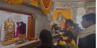 लखनऊ: उत्तर प्रदेश कांग्रेस प्रभारी अविनाश पांडे ने हनुमान सेतु मंदिर पहुंचकर भगवान के दर्शन किए