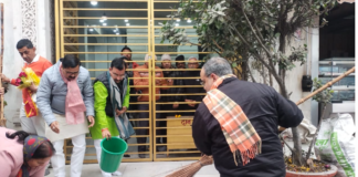 लखनऊ: भारतीय जनता पार्टी के प्रदेश अध्यक्ष भूपेंद्र चौधरी ने कोनेश्वर मंदिर पहुँचकर दर्शन किए
