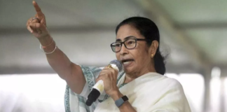 Lok Sabha Elections: बंगाल में 42 सीटों पर अकेले चुनाव लड़ने की तैयारी में TMC