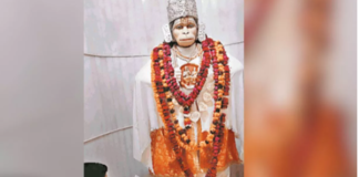 यूपी में हनुमान जी का ऐसा मंदिर को जहां पत्र भेजकर मांगते हैं मन्नत, बाबा नीब करौरी से जुड़ी है