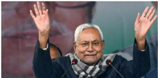  Patna : नीतीश कुमार के इस्तीफा देते ही महागठबंधन में बची हुई पार्टियों के नेताओं ने तीखी प्रतिक्रिया देनी शुरू कर दी है।