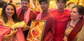 Madhuri Dixit ने पति और बच्चों संग सिद्धिविनायक मंदिर में लिया बप्पा का आशीर्वाद,