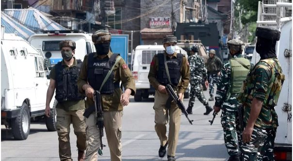 Jammu News: बडगाम में सुरक्षाबलों ने किया लश्कर-ए- तैयबा के माड्यूल का भंडाफोड़, 7 सदस्य गिरफ्तार