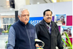 “बीजेपी नेता बीएल संतोष ने लोकसभा चुनाव की तैयारियों के लिए लखनऊ में संगठन नेताओं और मंत्रियों से मुलाकात की,