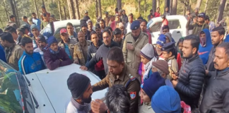 भीमताल : बाघ के हमले में ‘निकिता’ की मौत: परिजनों और ग्रामीणों का वन विभाग पर फूटा गुस्सा,