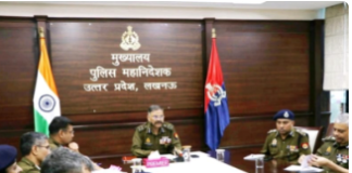 लखनऊ – डीजीपी प्रशांत कुमार ने कानून व्यवस्था की समीक्षा की