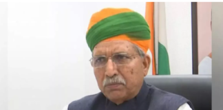 Delhi News : ‘सीएम अरविंद केजरीवाल झूठ बोल रहे हैं’, BJP में शामिल होने के दावे पर अर्जुन राम मेघवाल बोले – ‘शराब घोटाले में उनके भी लिंक हैं।’