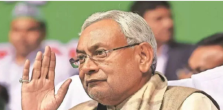 Nitish Kumar: बिहार विधान परिषद की 11 सीटों पर चुनाव होना है। 11 सीटों में से सिर्फ दो सीटें ही नीतीश कुमार के खाते में आनी हैं।