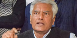 Punjab Politics News: ‘कांग्रेस पहले पार्टी संभाले, देश संभालना दूर की बात, जाखड़ का विपक्ष पर तीखा हमला