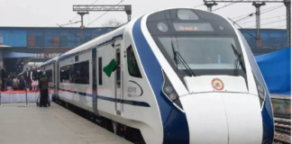 PM Modi का चुनाव से पहले मास्टर स्ट्रोक! देश को मिलेंगी 10 नई Vande Bharat Train, बिहार के लिए भी ‘स्पेशल गिफ्ट’