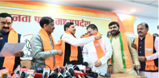 MP Politics: लोकसभा चुनाव से पहले कांग्रेस को बड़ा झटका, कमलनाथ के करीबी नेता BJP में हुए शामिल