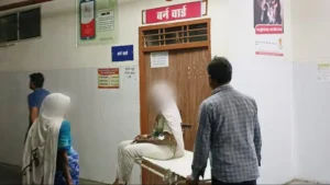 Betul news | में शादी के लिए राजी न होने पर आदिवासी युवती पर पेट्रोल डालकर लगाई आग | kesariya News | केसरिया न्यूज़