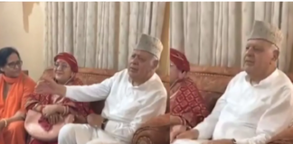 Farooq Abdullah जम्‍मू कश्‍मीर के पूर्व सीएम फारूक अब्‍दुल्‍ला कटड़ा पहुंचे। यहां उन्‍होंने राम भजन गायाा