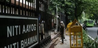 जोराम आनिया और आर. बालासुब्रमण्यम नीति आयोग के पूर्णकालिक सदस्य बने
