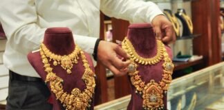 सोने का दाम एक हफ्ते में 8 हजार रुपए से अधिक बढ़ा, चांदी 2.68 लाख रुपए के पार पहुंची