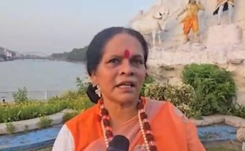 हरिद्वार : गंगा में बिरयानी डालने के वीडियो से बवाल, साध्वी प्राची बोलीं, 'ऐसे लोगों को 72 हूर से मिला दो' 1779306519 202605203795788
