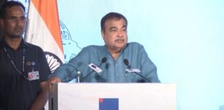 भारतीय कंपनियां अमेरिकी हाईटेक कंपनियों के साथ जॉइंट वेंचर करें: नितिन गडकरी