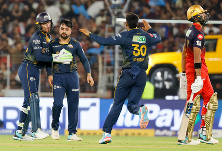IPL GT VS RCB 0070