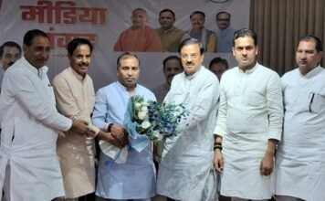 मोदी सरकार के 12 वर्ष पूरे होने पर प्रभारी मंत्री बृजेश सिंह ने गिनाईं उपलब्धियां 1781354577 202606133824049
