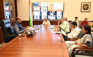 अभिषेक बनर्जी ने लोकसभा अध्यक्ष से मुलाकात कर 20 बागी सांसदों की अयोग्यता की मांग उठाई 1781884557 20260619521f