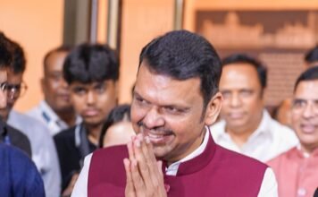 महाराष्ट्र सरकार का किसानों को दिन में 100 प्रतिशत बिजली देने का लक्ष्य: सीएम फडणवीस 1782316581 20260624134f