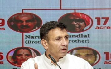 राहुल गांधी की गिरफ्तारी के विरोध में भोपाल में कांग्रेस का प्रदर्शन, जीतू पटवारी हिरासत में, विधायक धरने पर बैठे 1784661833 20260624235ff