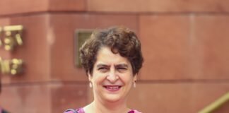 भारतीय हॉकी टीम के जर्सी विवाद पर प्रियंका गांधी बोलीं-चाहे कुछ भी कर लें, युवाओं ने साफ कर दी है अपनी राय