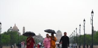 दिल्ली-एनसीआर में गर्मी और उमस से मिलेगी राहत, पूरे सप्ताह जारी रहेगा बादलों की आवाजाही और हल्की बारिश का सिलसिला