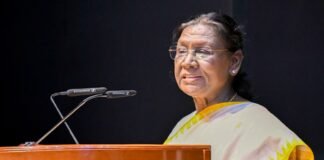 राष्ट्रपति द्रौपदी मुर्मु ने मुक्केबाजी में स्वर्ण पदक जीतने पर प्रीति और जैस्मीन को दी बधाई