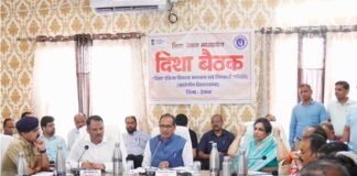 मध्य प्रदेश : शिवराज सिंह चौहान ने देवास में की विकास कार्यों की समीक्षा, किसानों और महिलाओं के लिए कई घोषणाएं