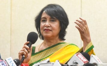 शेख हसीना को बांग्लादेश लौटने दिया जाए, बीएनपी सरकार अवामी लीग से बैन हटाए: तस्लीमा नसरीन 1785693267 20260802310f