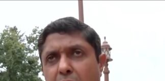 कांग्रेस सांसदों ने पीएम मोदी और गृहमंत्री अमित शाह की अनुपस्थिति पर उठाए सवाल, कहा-सदन में आकर देना होगा बयान