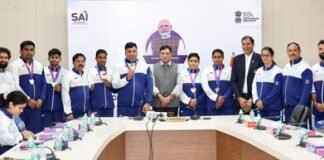 सीडब्ल्यूजी 2026: मांडविया ने बॉक्सिंग, जूडो और पैरा-एथलेटिक्स में पदक विजेताओं को सम्मानित किया, सौंपी प्राइज मनी