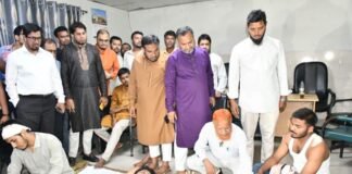 बांग्लादेश की अलग-अलग यूनिवर्सिटी कैंपस में हिंसा भड़की, कई घायल