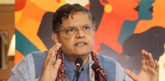 संसद में सरकारी कंपनियों की परफॉर्मेंस पर संसदीय समिति की छह रिपोर्टें पेश