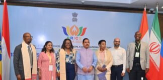 प्रह्लाद जोशी की दक्षिण अफ्रीका के शिक्षा मंत्रियों से मुलाकात, शिक्षा साझेदारी मजबूत करने पर चर्चा