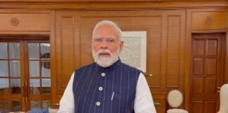 राष्ट्रीय हथकरघा दिवस पर पीएम मोदी ने कहा, 'हैंडलूम सेक्टर आत्मनिर्भर भारत के सपने को साकार करने का अहम स्तंभ'