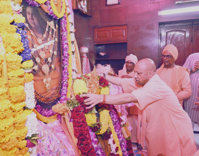 वाराणसी में भारत सेवाश्रम संघ की काशी शाखा के शताब्दी समारोह को मुख्यमंत्री योगी ने किया संबोधित, संन्यासियों के त्याग और राष्ट्रसेवा को सराहा