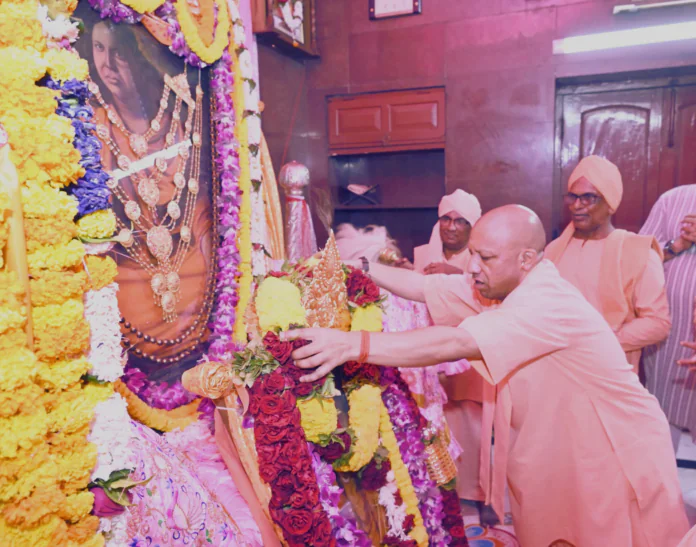 वाराणसी में भारत सेवाश्रम संघ की काशी शाखा के शताब्दी समारोह को मुख्यमंत्री योगी ने किया संबोधित, संन्यासियों के त्याग और राष्ट्रसेवा को सराहा