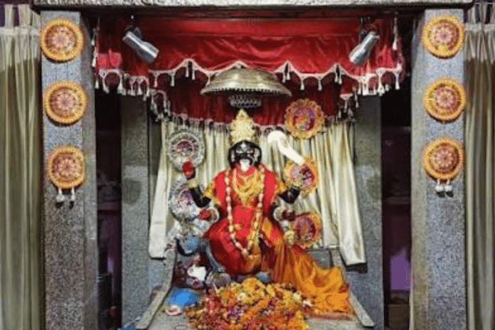 शारदीय नवरात्र की सप्तमी तिथि पर सीएम ने की मां कालरात्रि के स्वरूप की आराधना