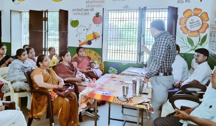 शिक्षक संकुल बैठकों को प्रभावी, सहभागितापूर्ण और परिणामोन्मुख बनाने पर जोर