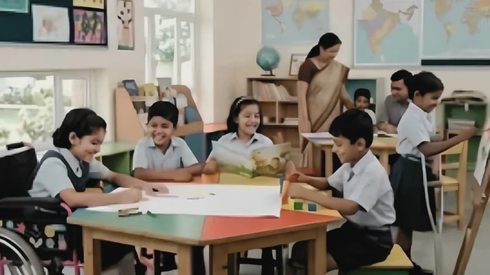 योगी सरकार की पहल: दिव्यांग बच्चों की शिक्षा को बेहतर बनाने के लिए शिक्षकों को दिया प्रशिक्षण