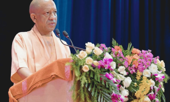मुश्किल घड़ी में ‘अभिभावक’ बनी योगी सरकार, वाराणसी के 11,219 परिवारों को 191 करोड़ से अधिक की मदद