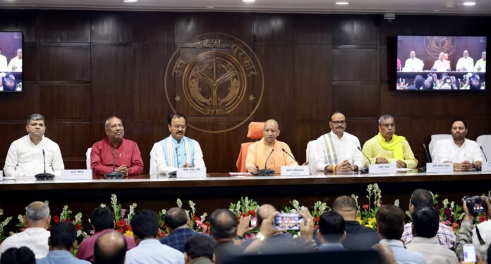 योगी कैबिनेट ने 39 प्रस्तावों पर लगाई मुहर, विकसित उत्तर प्रदेश के संकल्प को दी नई रफ्तार