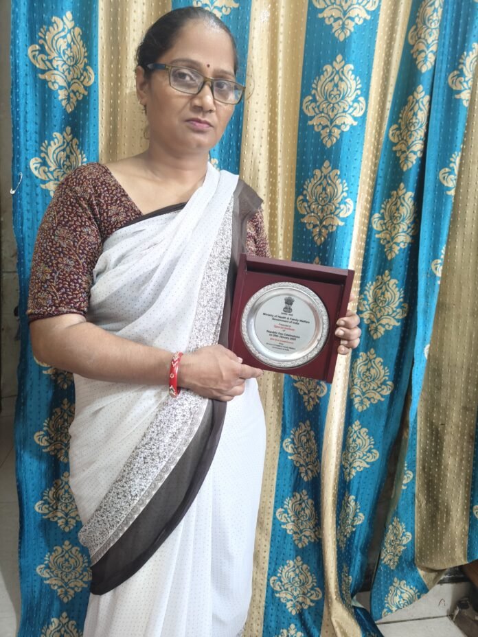 तानों को ताकत बनाकर अपने मुकाम पर पहुंचीं आशा राजबाला, 3,000 से अधिक महिलाओं को दिलाया योजनाओं का लाभ